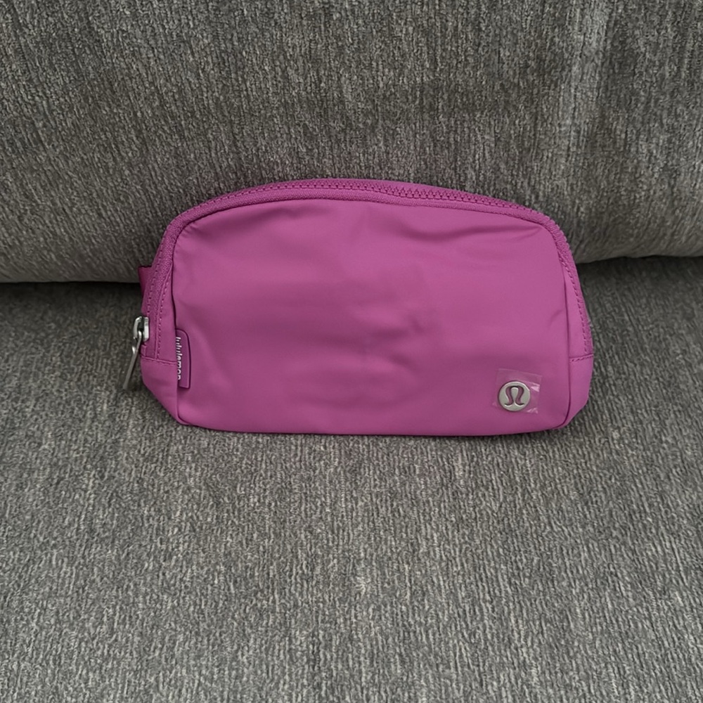 NWT LULULEMON EVERYWHERE BELT BAG 1L Pow Pink Tone OS